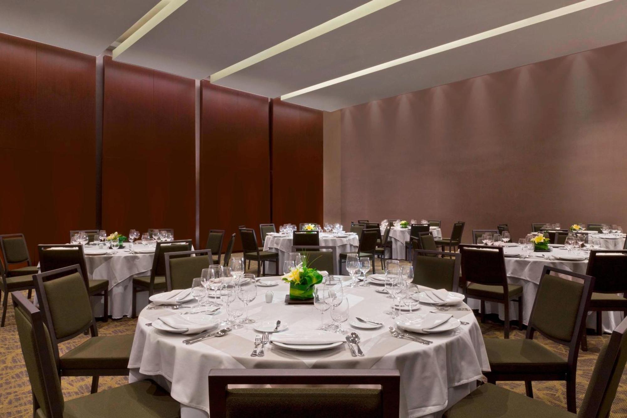 The Westin Guadalajara Hotel Екстериор снимка