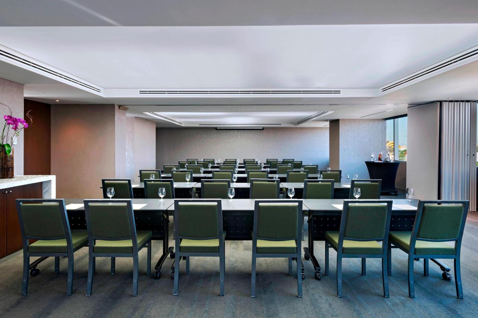 The Westin Guadalajara Hotel Екстериор снимка